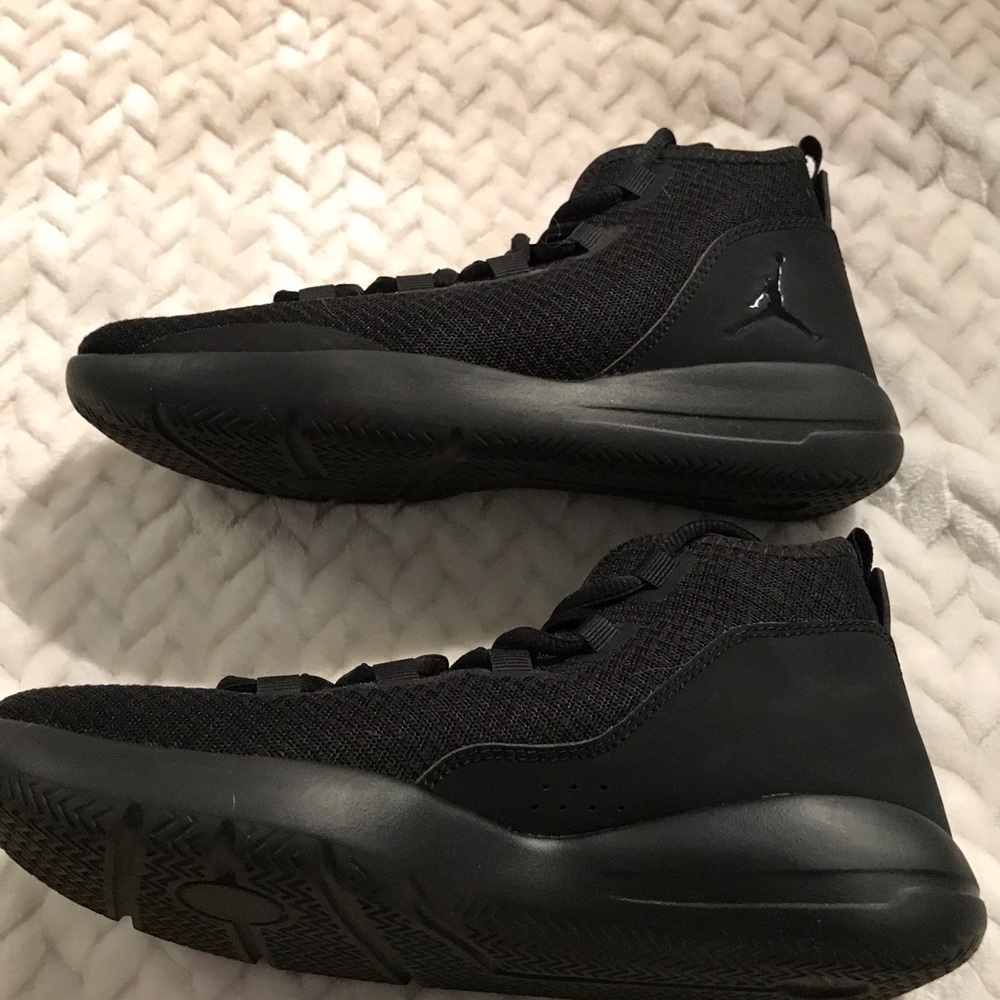 Black jordan reveals